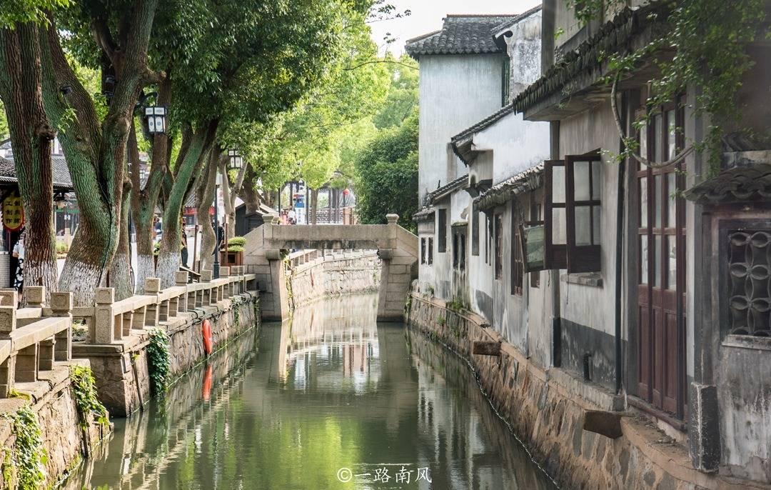 和媳妇打架，结果媳妇娘家人来打我，然后媳妇和我分房，要各过各的，饭都不在家里吃了？